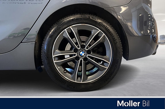 BMW 225xe 7 of 18