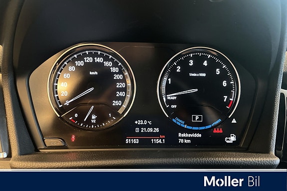 BMW 225xe 14 of 18