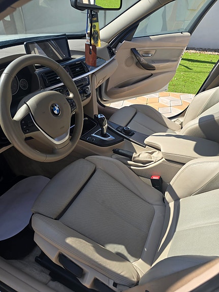 BMW 320d 18 of 30
