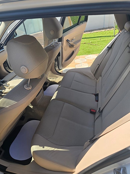 BMW 320d 25 of 30