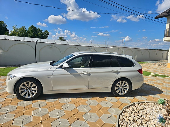 BMW 320d 4 of 30