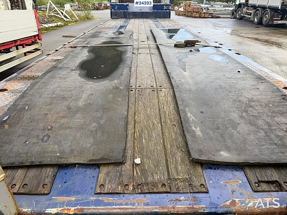 Istrail 3 akslet Maskinsemi m/ hydraulisk kjørebroer 17 of 30
