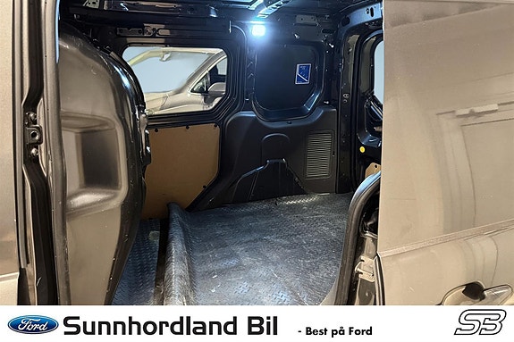 Ford Transit Connect 11 of 13