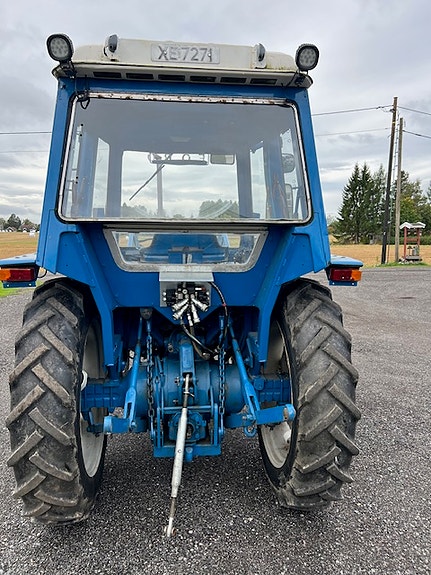 Ford 4600 Qcab 4 of 24