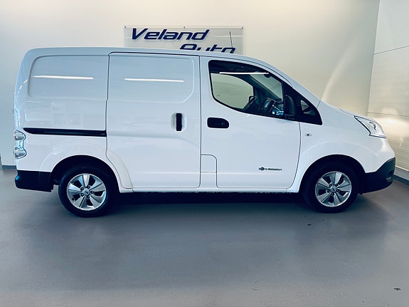 Nissan e-NV200 6 of 23