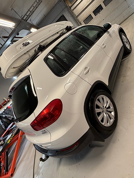 Volkswagen Tiguan 15 of 26