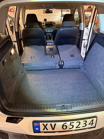 Volkswagen Tiguan 3 of 26