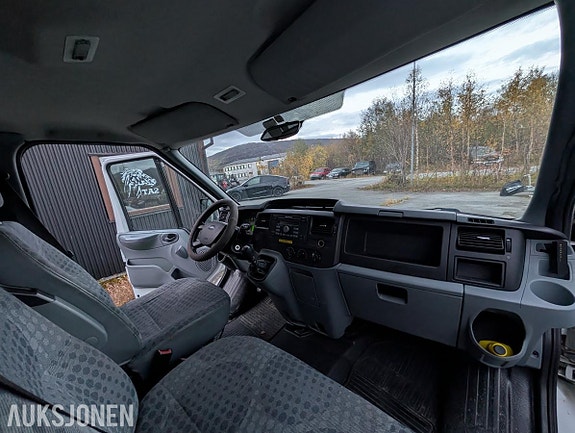 Ford Transit 15 of 30