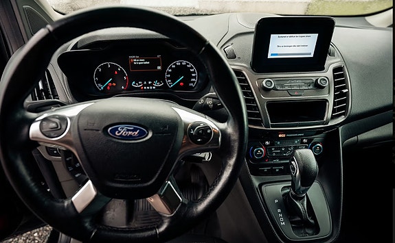 Ford Transit Connect 12 of 21