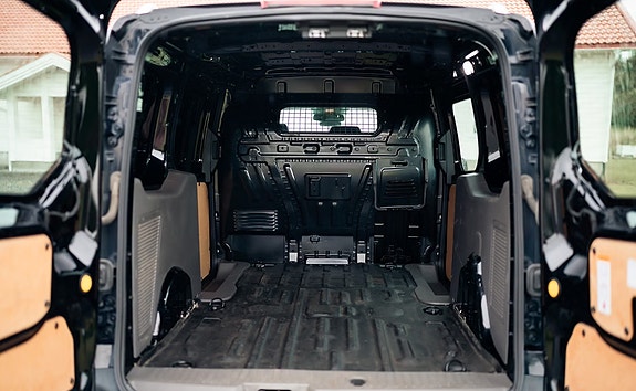 Ford Transit Connect 21 of 21