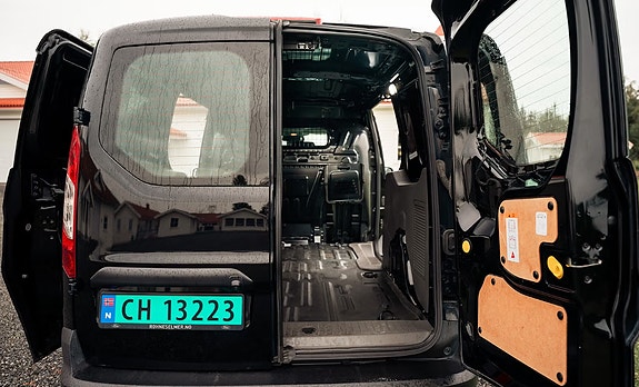 Ford Transit Connect 19 of 21