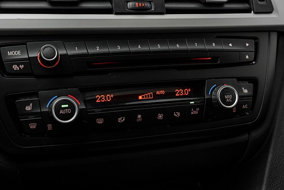 BMW 320d 15 of 23