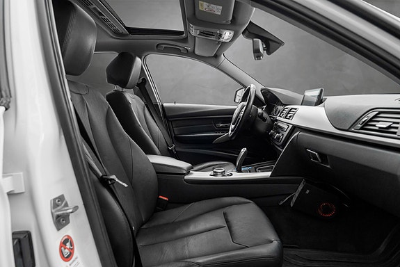 BMW 320d 22 of 23