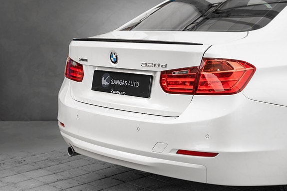 BMW 320d 6 of 23