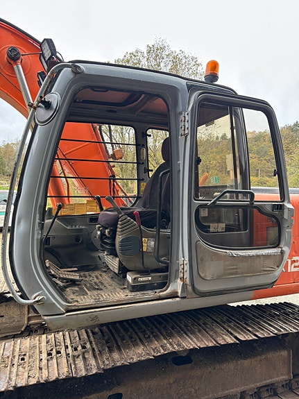 Hitachi Ex120-5 14 of 19