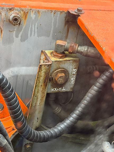 Hitachi Ex120-5 15 of 19