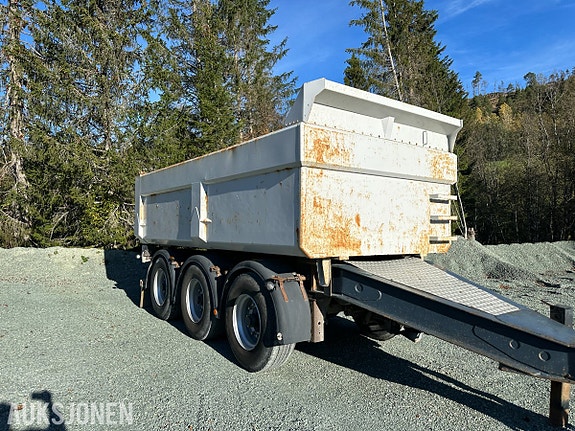 Istrail Dumper tilhenger, 3 aksler, 27 000 kg totalvekt 2 of 30