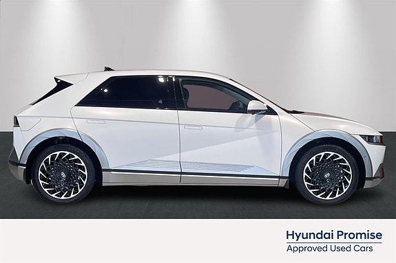 Hyundai Ioniq 5 8 of 21