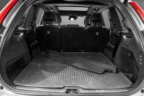 Volvo XC90 29 of 30