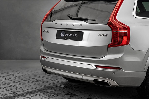 Volvo XC90 6 of 30