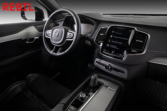 Volvo XC90 15 of 29