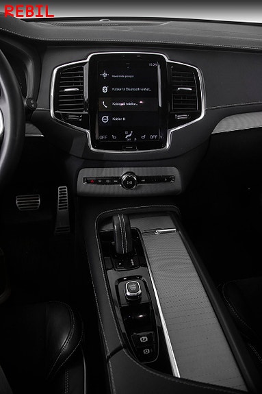 Volvo XC90 19 of 29