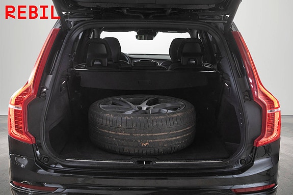 Volvo XC90 25 of 29