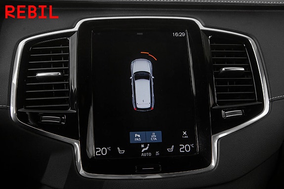 Volvo XC90 18 of 29
