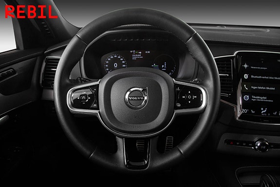 Volvo XC90 13 of 29