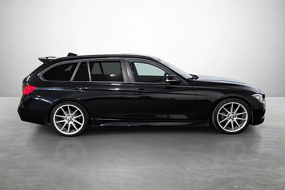 BMW 320i 5 of 25