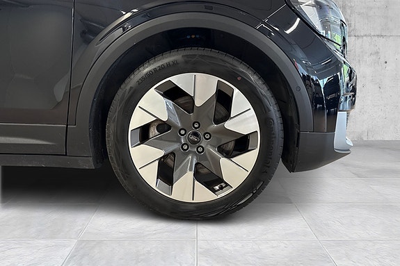 Ford Explorer 9 of 22