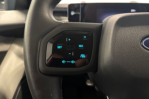 Ford Explorer 19 of 22