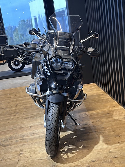 BMW R 1250 GS "Fullutstyrt" med koffertsett 5 of 11