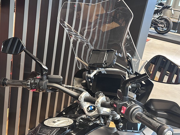 BMW R 1250 GS "Fullutstyrt" med koffertsett 9 of 11