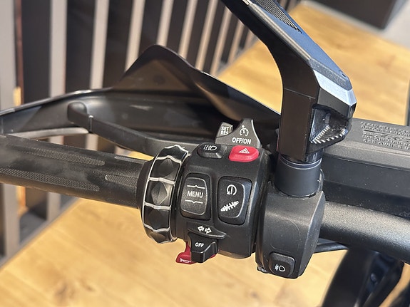 BMW R 1250 GS "Fullutstyrt" med koffertsett 11 of 11