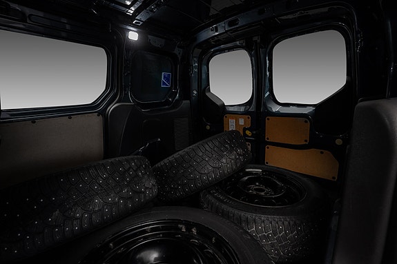 Ford Transit Connect 21 of 24
