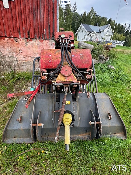 New Holland L85 4x4 Traktor m/ frontlaster, pallegaffel og vinsj 29 of 30