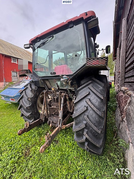 New Holland L85 4x4 Traktor m/ frontlaster, pallegaffel og vinsj 8 of 30
