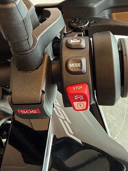BMW F 900 XR - Senket / Lavt sete / Masse utstyr! Inkl. sidevesker. 8 of 11