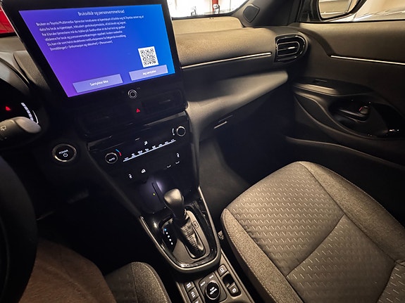 Toyota Yaris Cross 15 of 29