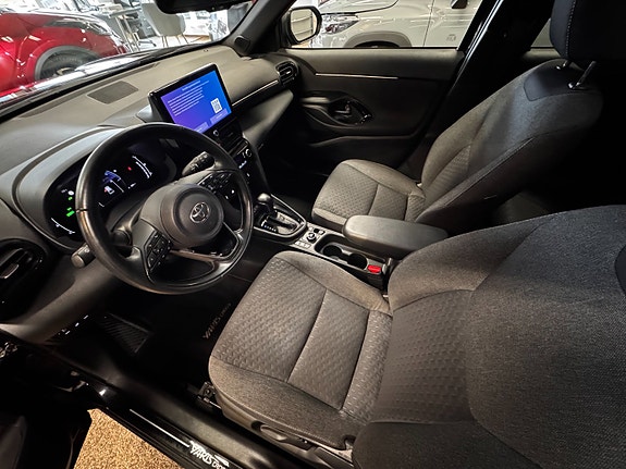 Toyota Yaris Cross 12 of 29