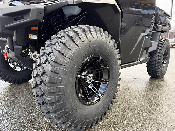 Can-Am Traxter HD11 11 of 13