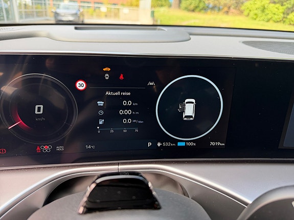 Hyundai Ioniq 9 8 of 16