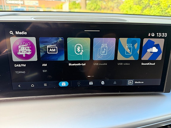Hyundai Ioniq 9 12 of 16