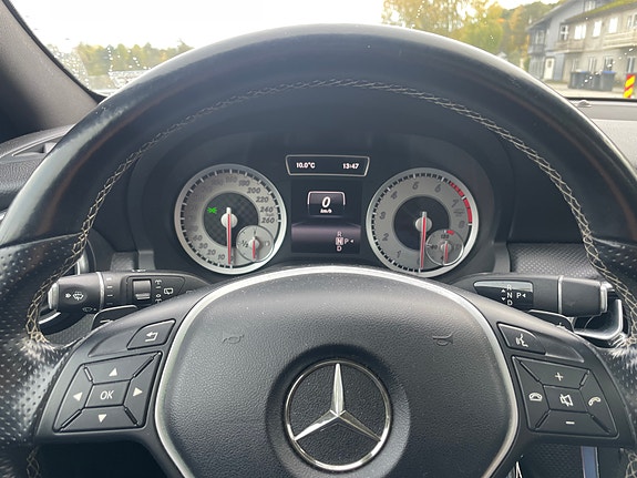 Mercedes-Benz A180 17 of 22