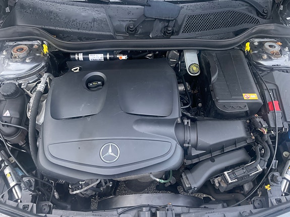 Mercedes-Benz A180 21 of 22