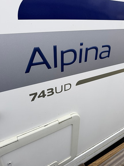 Adria Adria Alpina 743 UD 8 of 20