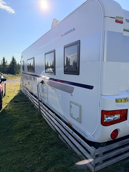 Adria Adria Alpina 743 UD 3 of 20