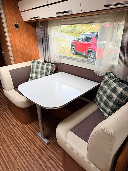 Adria Adria Alpina 743 UD 13 of 20