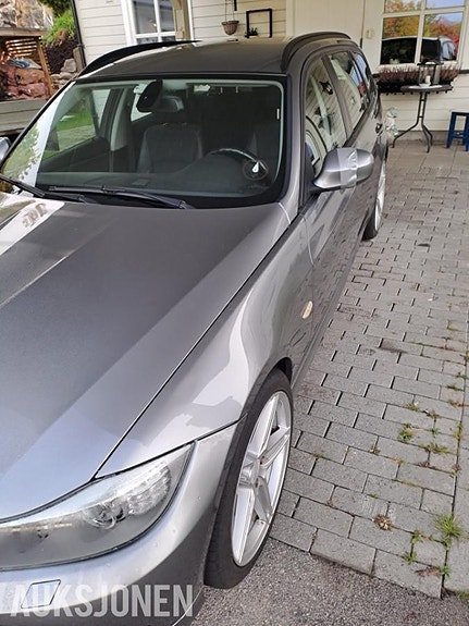 BMW 3-Serie 13 of 30